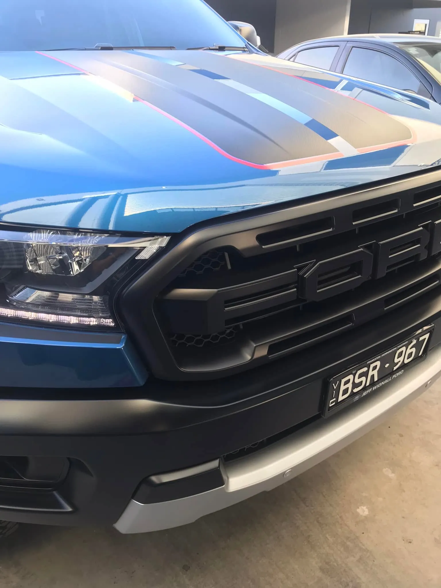 Custom colour and wrap detailing